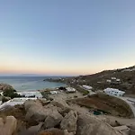 Dom wakacyjny 1path Pelican Mykonos Super Paradise House *